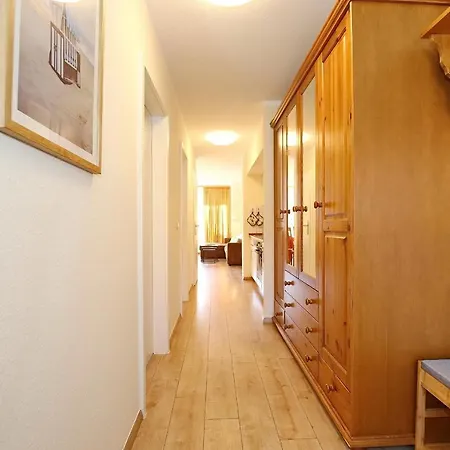 Papillon 15-5 Apartment